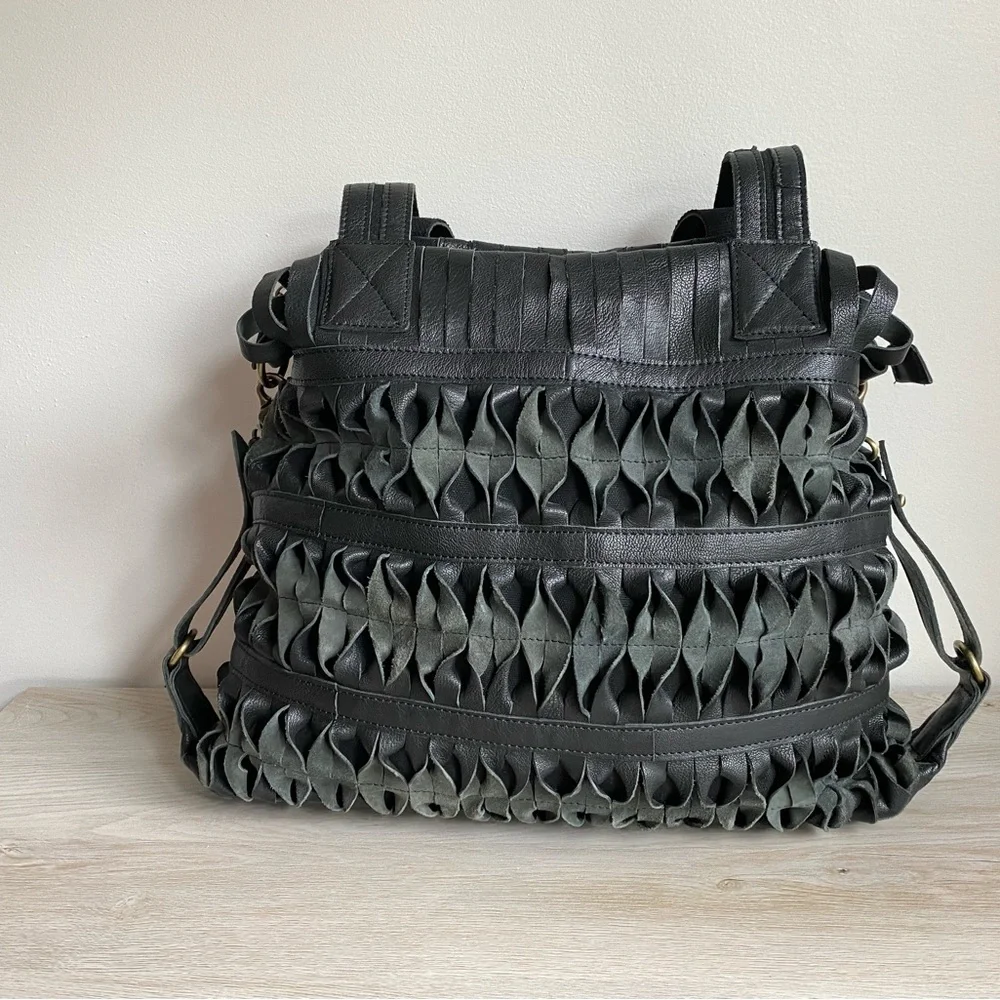 Amerileather Black Leather Tote - Picture 2 of 15